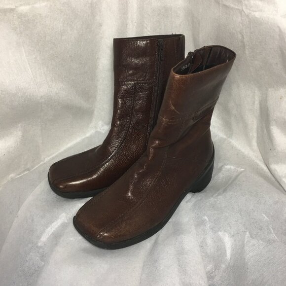 Hush Puppies Boot DRK BROWN mid sz 6.5 Square Toe Soft Leather Bootie Waterproof - Picture 1 of 14